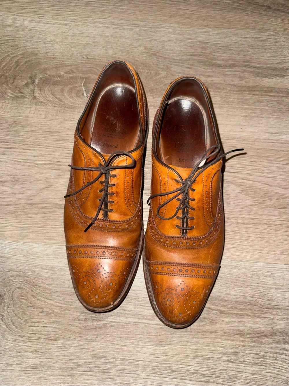 Allen Edmonds Shoes Mens 9.5 D Brown Leather Strand Cap Toe Oxford Walnut USA